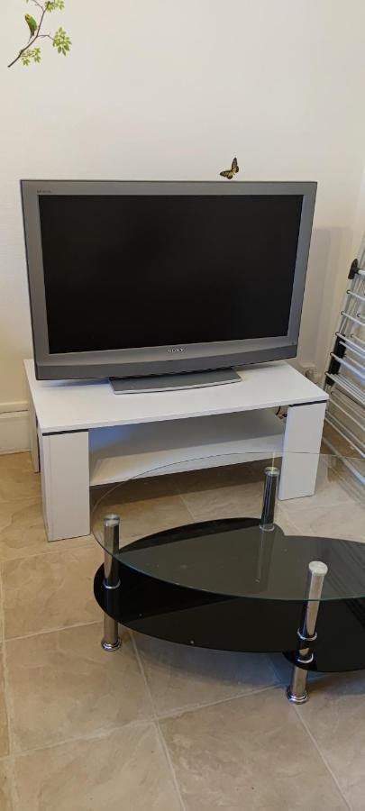 Appartement Duplex F2 Tout Confort Proche Centre Ville Avec Parking Gratuit Montlucon Luaran gambar